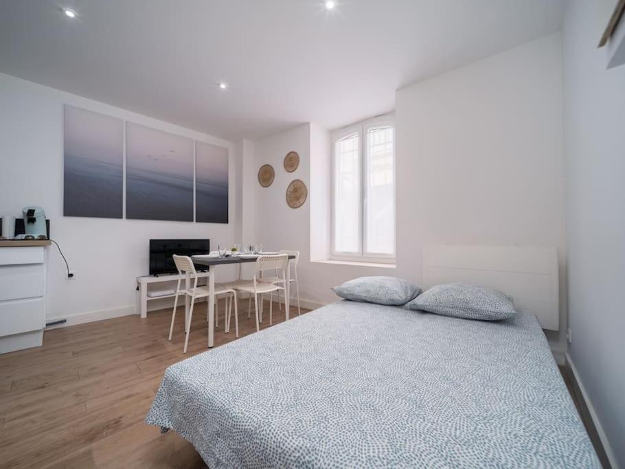 Appartement Tout Equipe Au Coeur Du Panier Vieux Port Marseilles Exterior foto